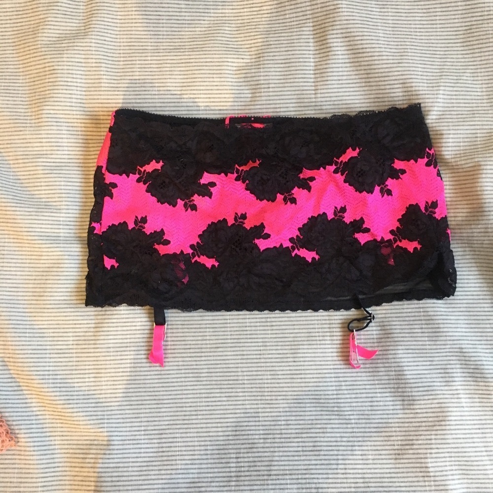 Victoria secret Garter belt pink black